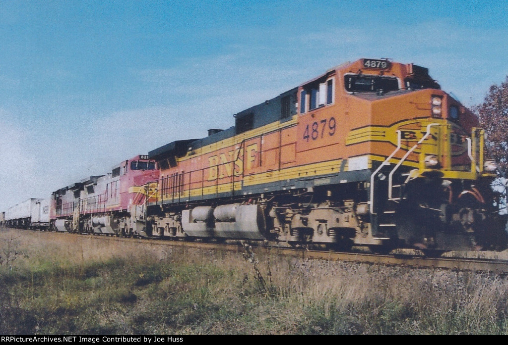 BNSF 4879 East